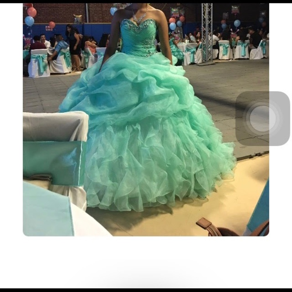 VIZCAYA MINT QUINCEANERA DRESS